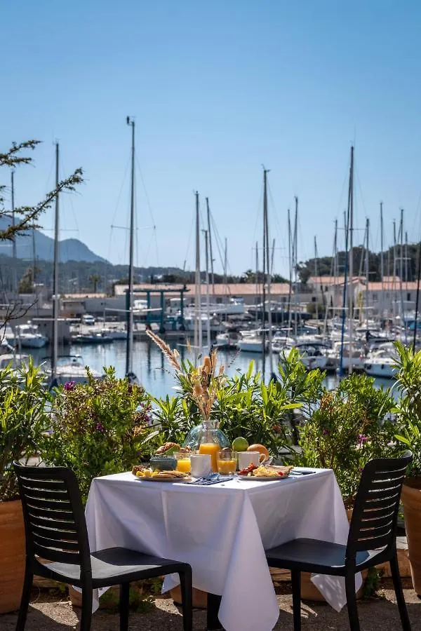 Hotel Helios & Spa - Ile Des Embiez Six-Fours-les-Plages 4*,  France