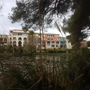 Appartement Résidence Les Rivages De La Coudouliere, Six-Fours-les-Plages