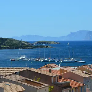 Appartement Spacieux T2 Vue Panoramique Le Brusc, Six-Fours-les-Plages